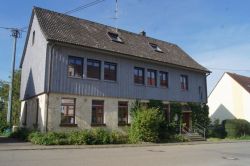 031_Ueber_uns_historisches_Haus_1_560.jpg
